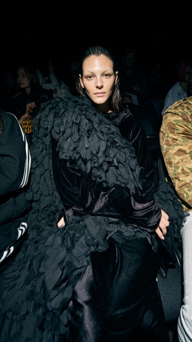 BALENCIAGA_Svenja-Ava_Paris-Fashion-Week_21-scaled