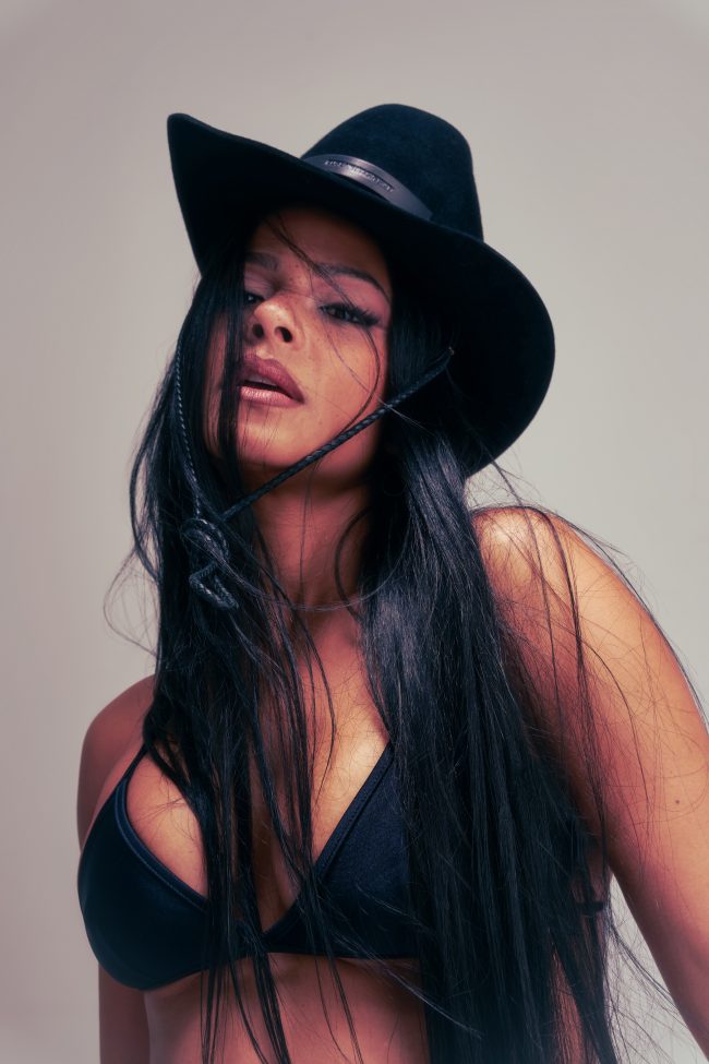 Christina Milian_Paris_Svenja Ava_avastudios_26