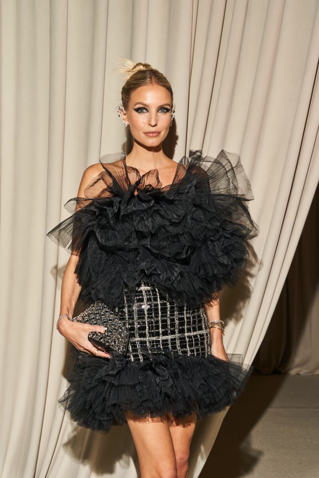 GiambattistaValli_PFW2023_SvenjaAva_avastudios_ 50_Leonie Hanne