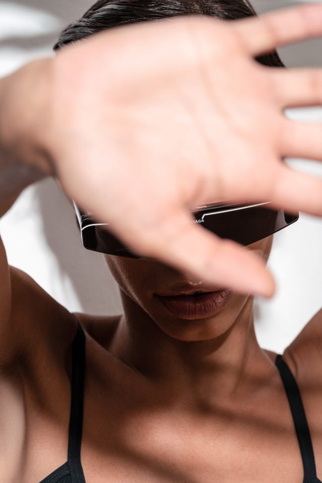 LaraHelmer_Cosmopolitan_Editorial_SvenjaAva_YanaVanessaKohnertz_LenaGehrig_8-scaled