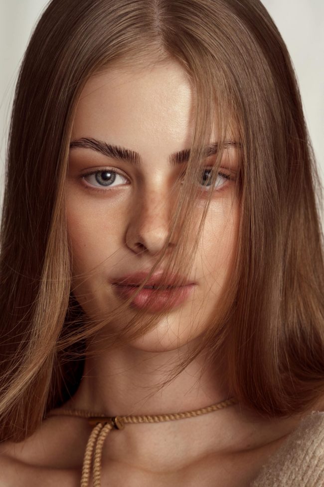 MakeupMastery_SvenjaAva_JazminLoisRodriguez_MakeupMastery_BeautyEditorial_web_4-scaled