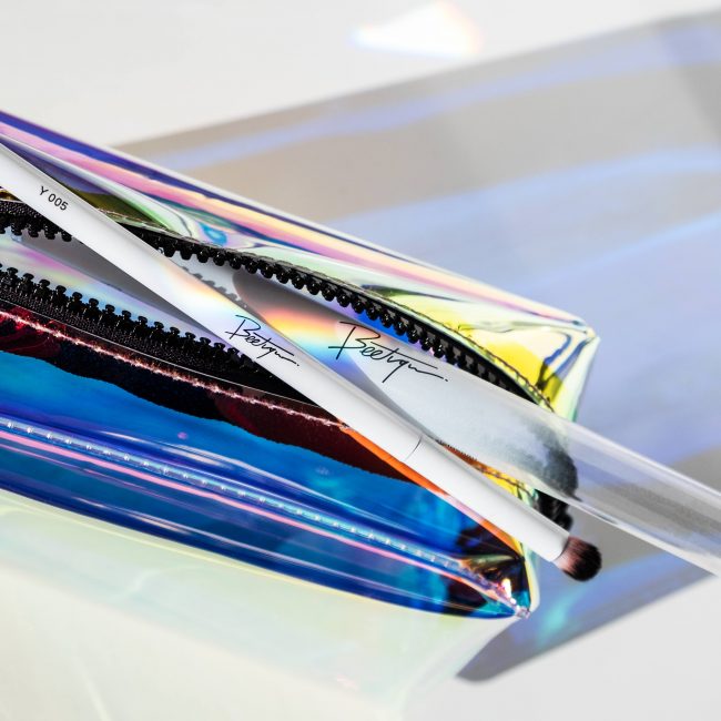 Svenja-Ava_Beetique_Veganer-Pinsel_Fotoshooting