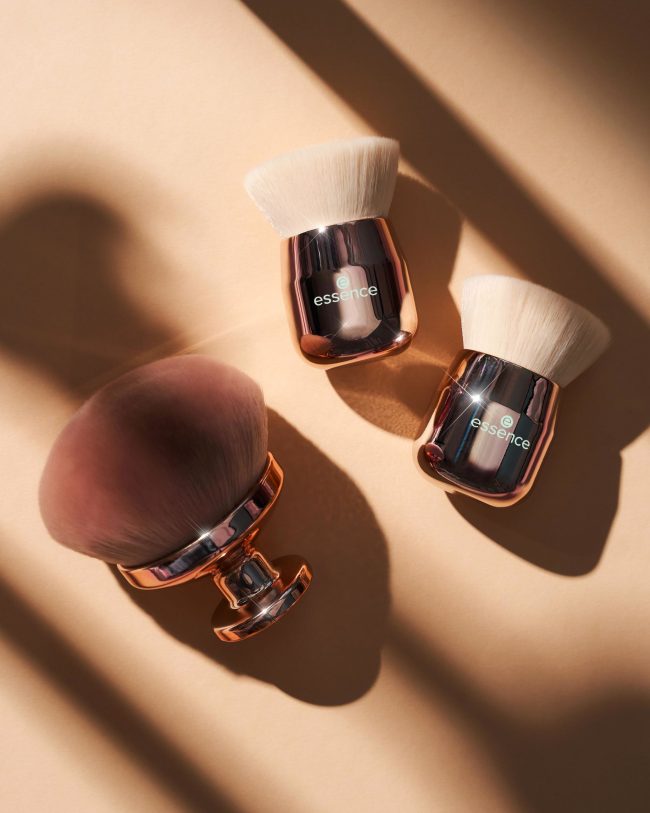 essence_SvenjaAva_FlatlayShoot_July1_21_web-scaled