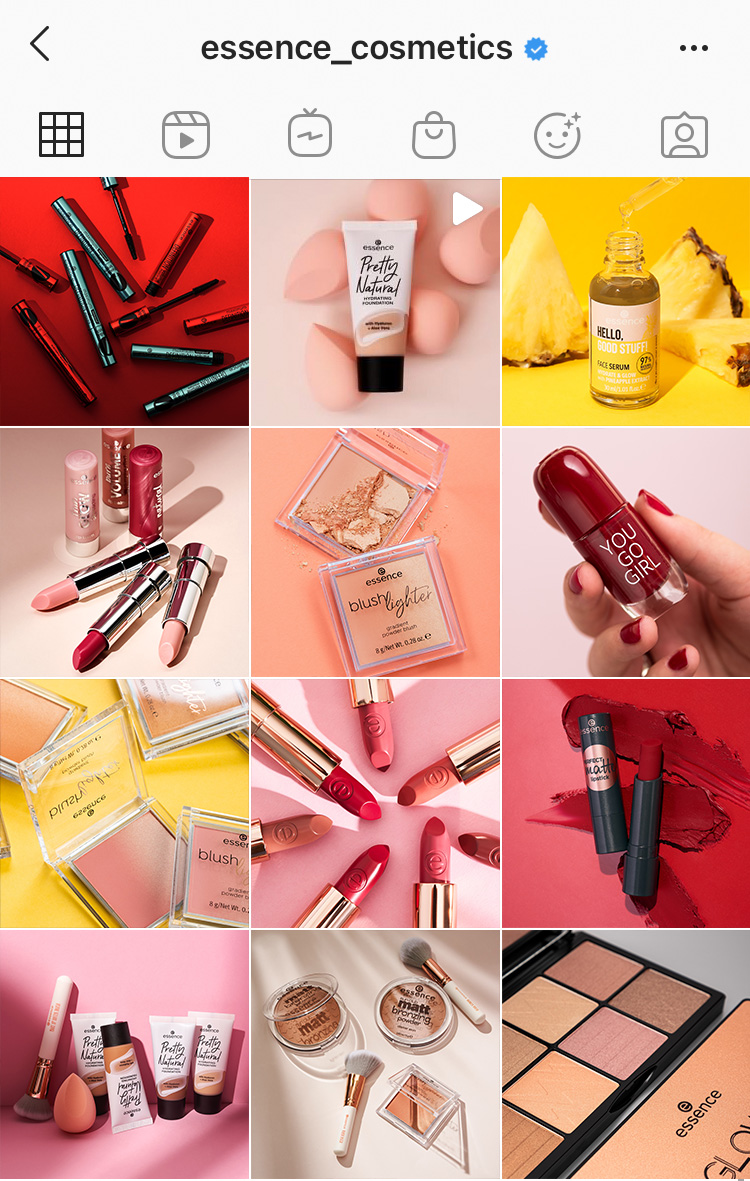 essence_SvenjaAva_Social-Media-Content-Feed_Product-Photography